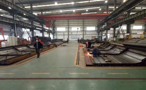 與朝陽(yáng)共舞 同黑夜相攜 記中煤雷奧成套式模塊棧橋加工廠忙碌的24小時(shí)